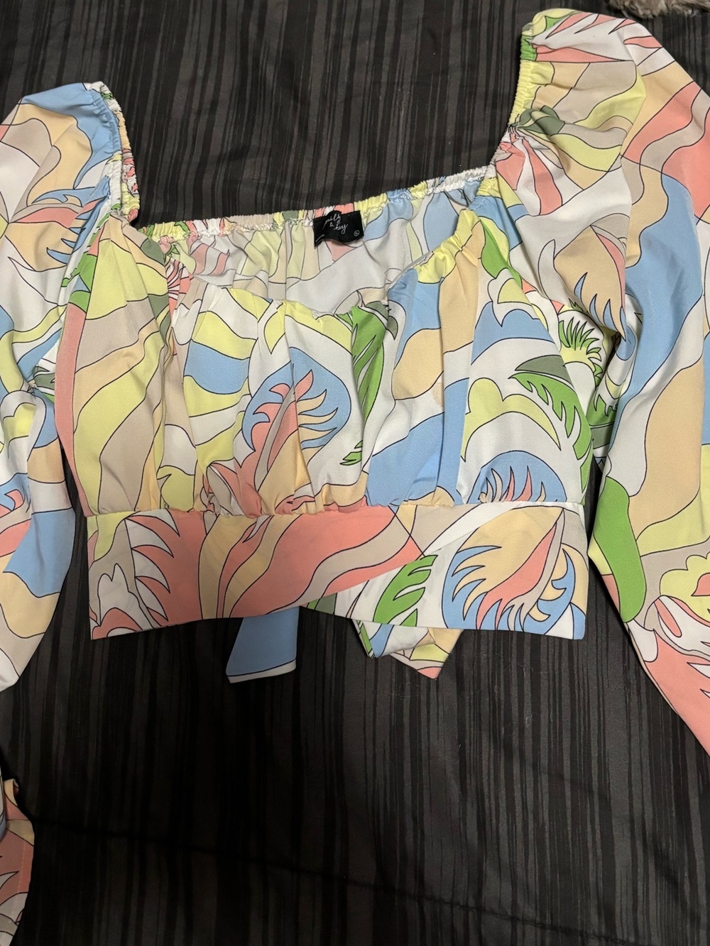 Pastel Floral Puff-Sleeve Cropped Top - Multicolor